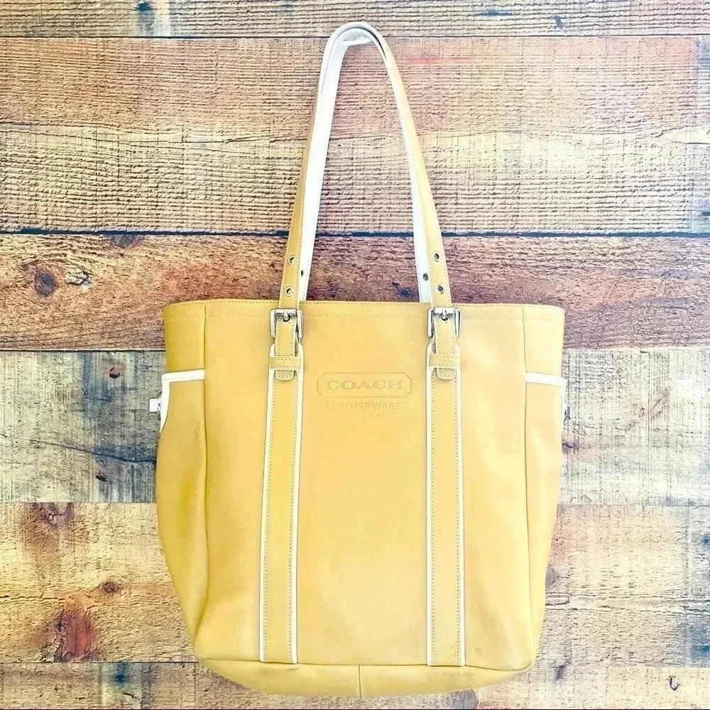 Coach Leather Gallery Tote